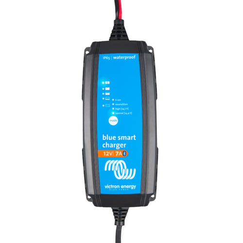 Blue Smart IP65 Charger 12/7(1) 230V UK