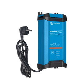 Blue Smart IP22 Charger 12/20(1) 230V UK